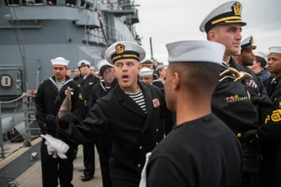 Illustration ratings - Image 1