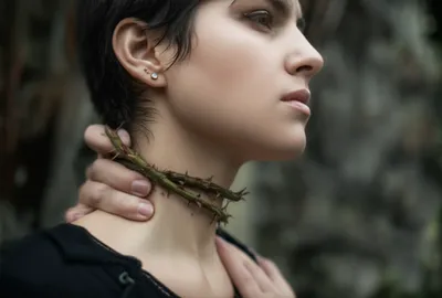 Illustration worry - Image 1