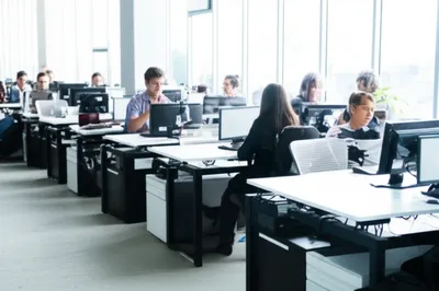 Illustration station - Image 1