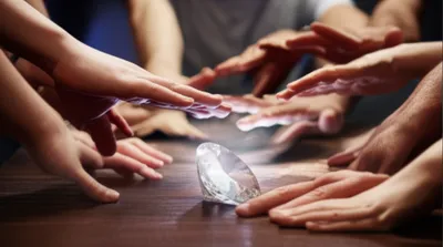 Illustration contention - Image 1