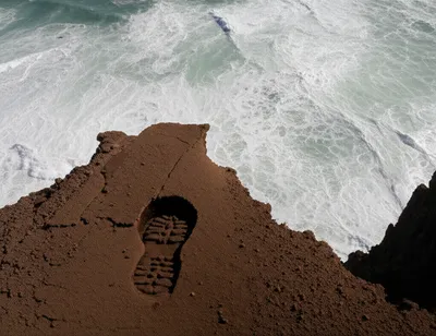 Illustration hazards - Image 1