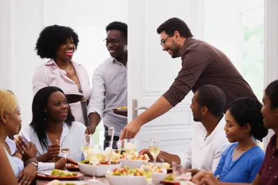 Illustration manners - Image 1