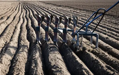 Illustration plow - Image 1