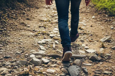 Illustration overstep - Image 1