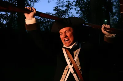 Illustration clubbed - Image 1