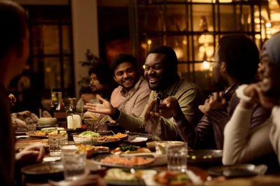 Illustration shouting - Image 1