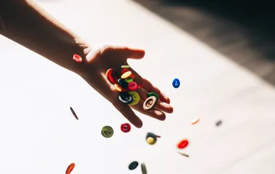 Illustration scatters - Image 1