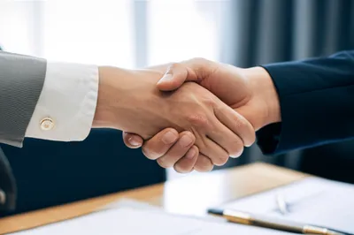 Illustration match - Image 1