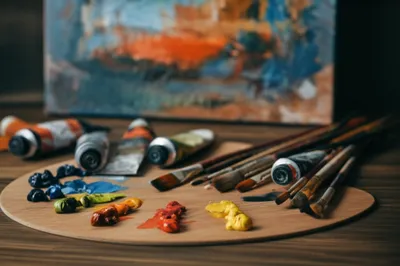 Illustration oils - Image 1