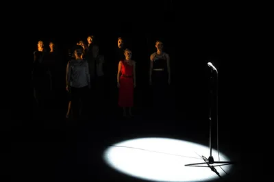 Illustration upstage - Image 1