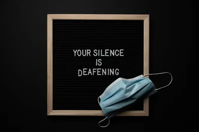 Illustration deafened - Image 2