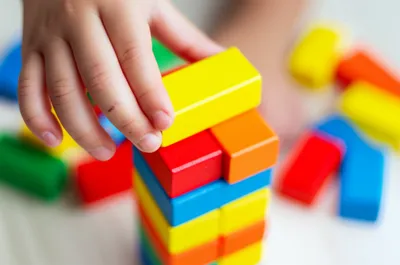 Illustration putting