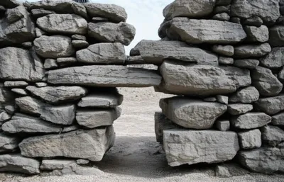 Illustration tied - Image 1