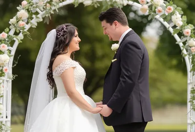 Illustration marrying - Image 1