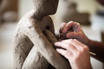 Illustration makes - Image 1