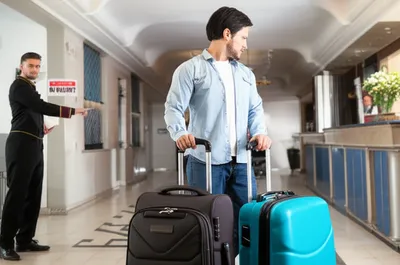 Illustration walk - Image 1