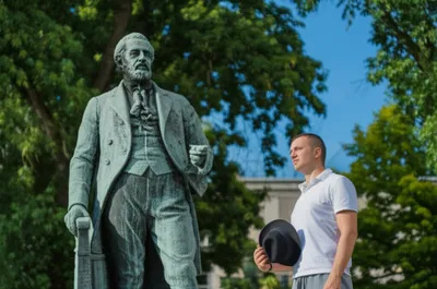 Illustration uncover - Image 1