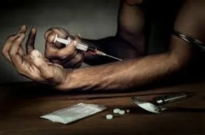 Illustration junkie - Image 2