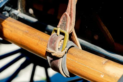 Illustration lug - Image 1