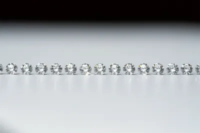 Illustration gem - Image 1