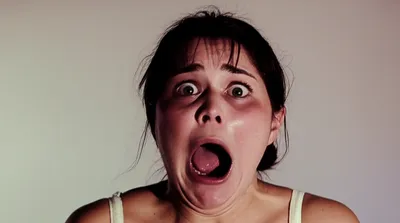 Illustration appalled - Image 1