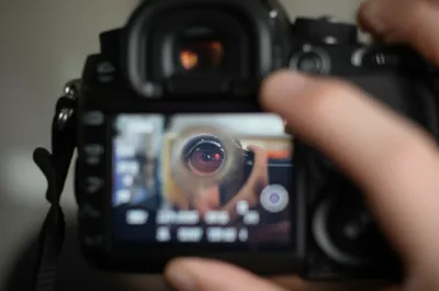 Illustration focussed - Image 1