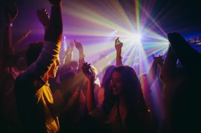 Illustration raves - Image 1