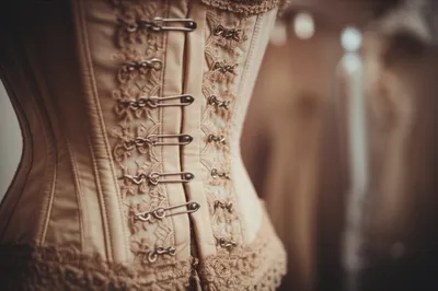 Illustration stays - Image 1