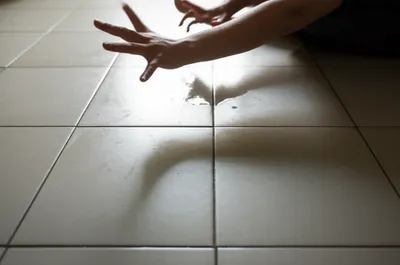 Illustration slippery