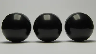 Illustration triple - Image 1