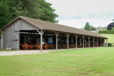 Illustration hangars - Image 1