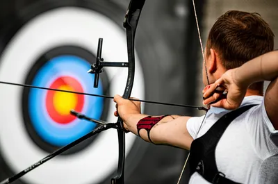 Illustration aiming - Image 1