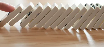 Illustration runs - Image 1