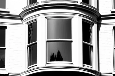 Illustration bay - Image 1