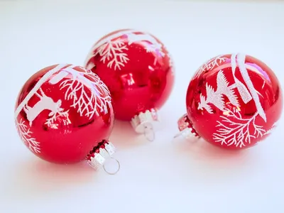 Illustration baubles - Image 1