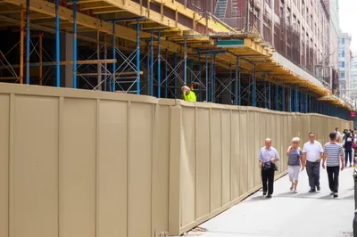 Illustration hoarding - Image 1