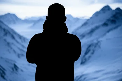 Illustration aloof - Image 1