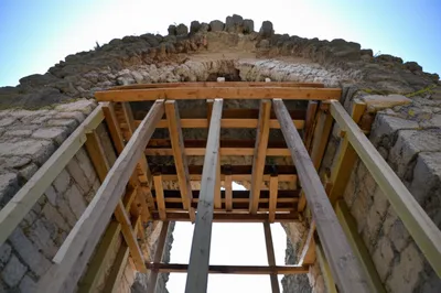 Illustration buttressed - Image 1