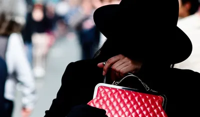 Illustration thieves - Image 1