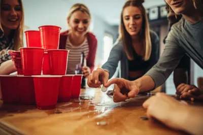 Illustration quarters - Image 1