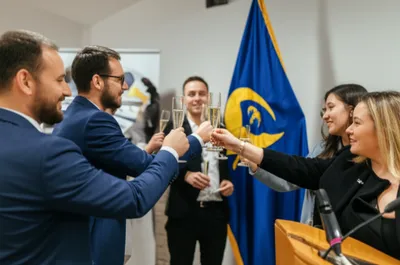 Illustration rouses - Image 1