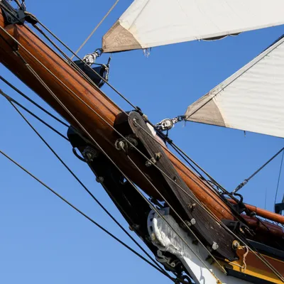 Illustration bye - Image 1