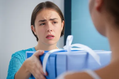 Illustration gave - Image 1