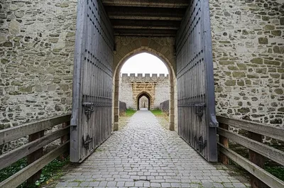 Illustration gateway - Image 1