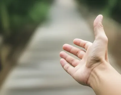 Illustration beckon - Image 1