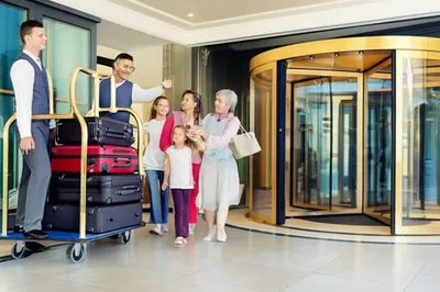 Illustration bellhop - Image 1