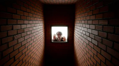 Illustration claustrophobic - Image 1