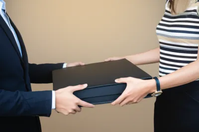 Illustration relief - Image 1