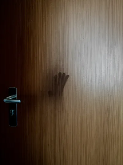 Illustration smacked - Image 1