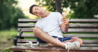 Illustration impaired - Image 1